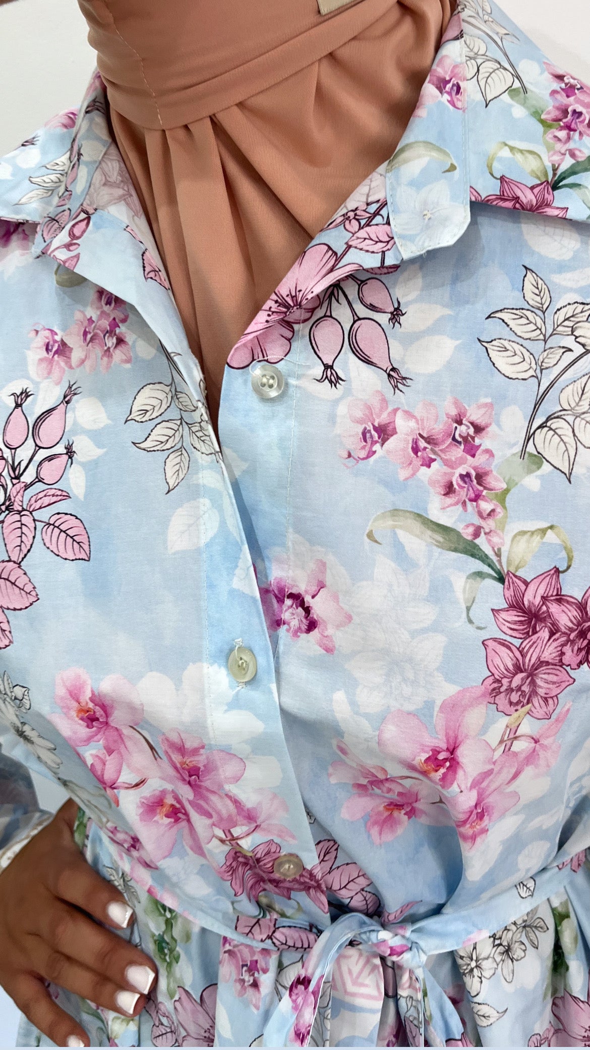 Robe Flora.