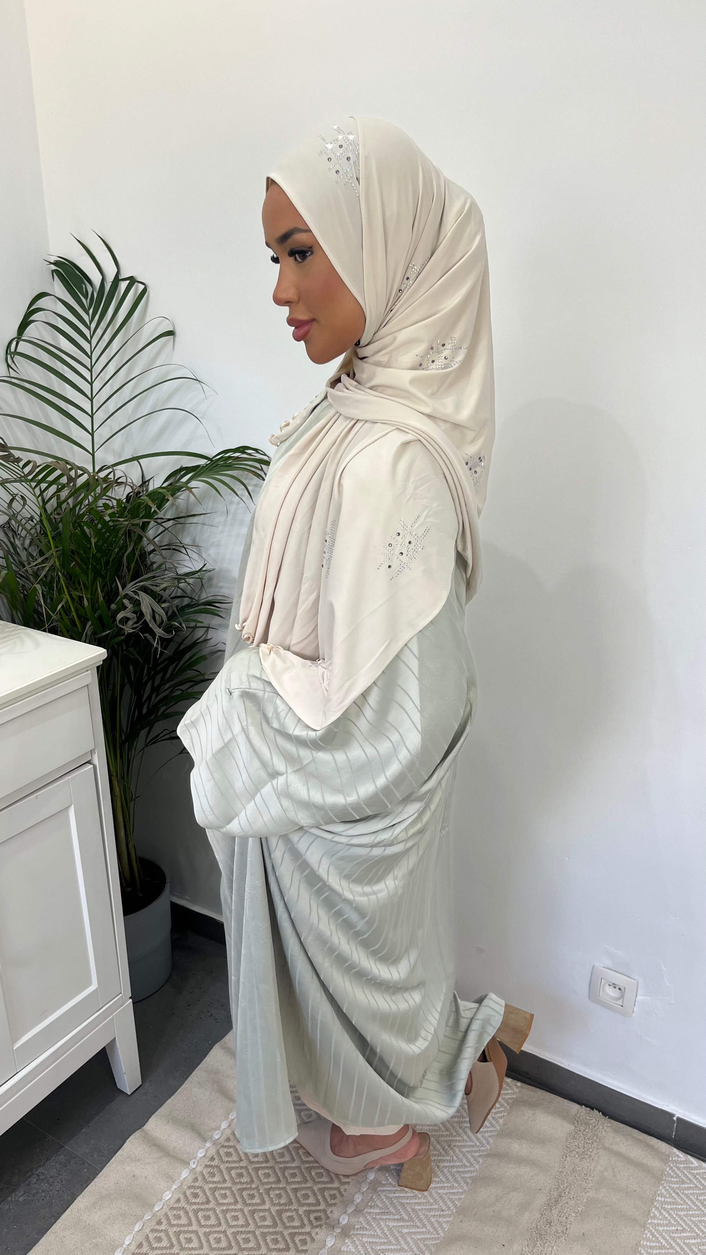 Robe Zeyna