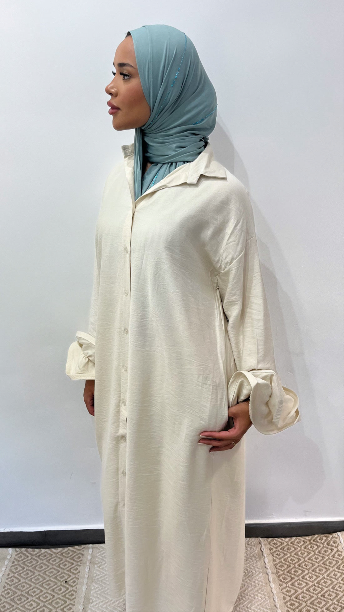 Robe Inaya