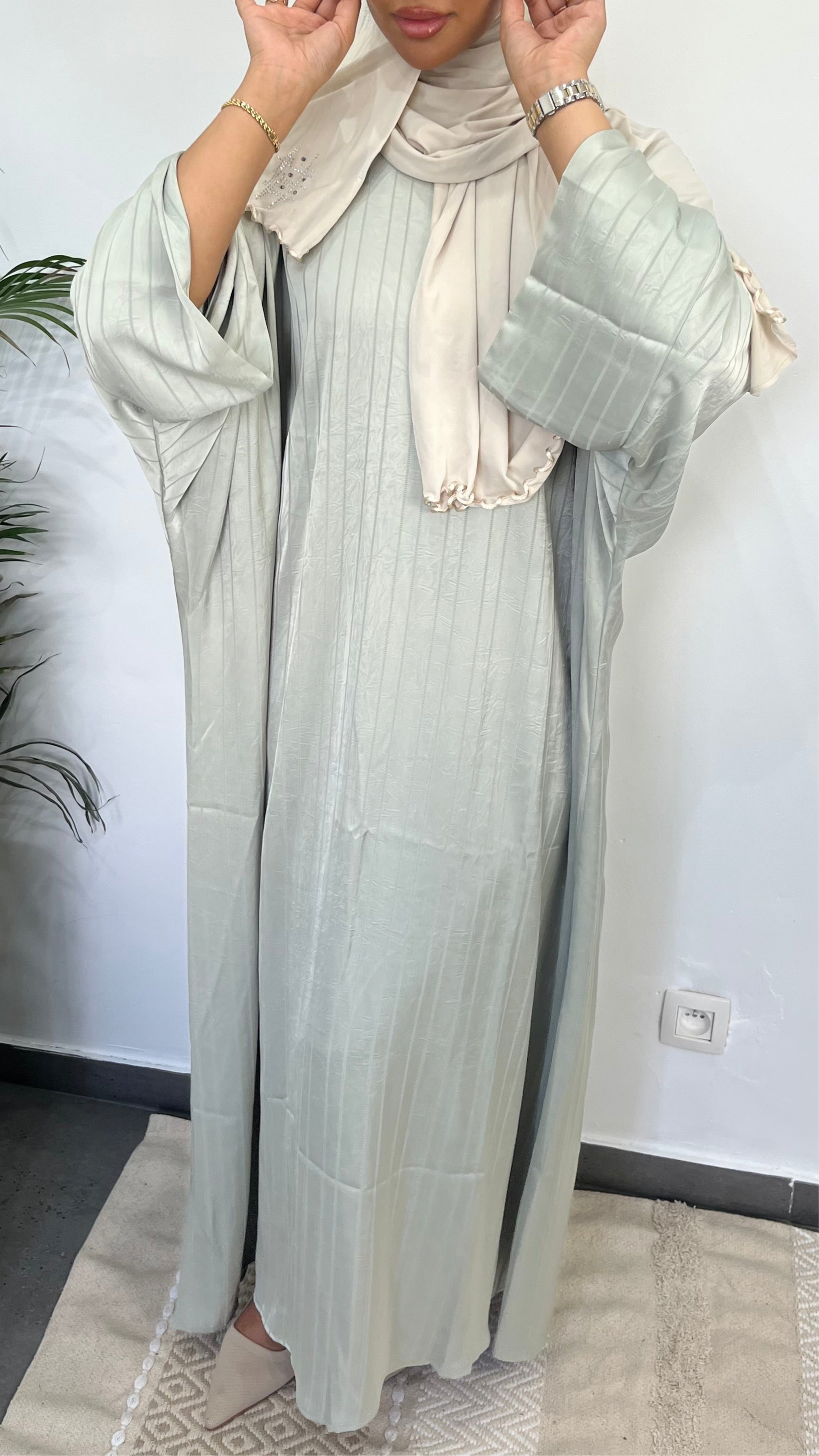 Robe Zeyna